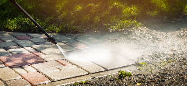 Best Pool Deck Cleaning  in Eatonville, FL